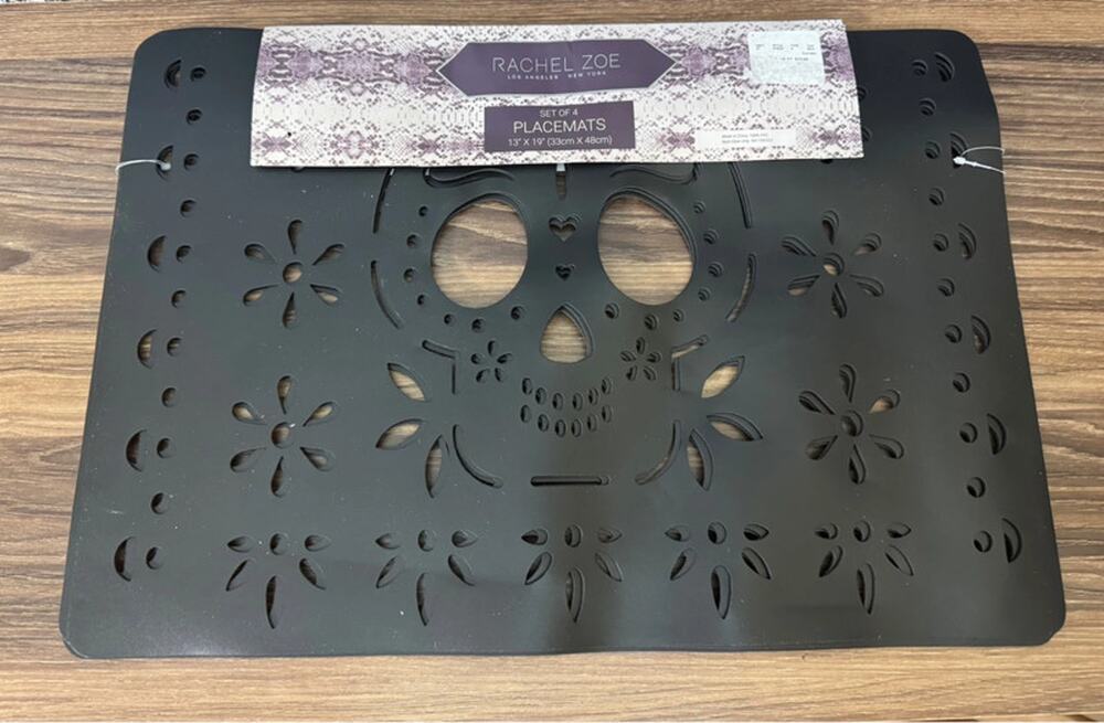 NWT Set of 4 Rachel Zoe Skull Placemats - 13x19